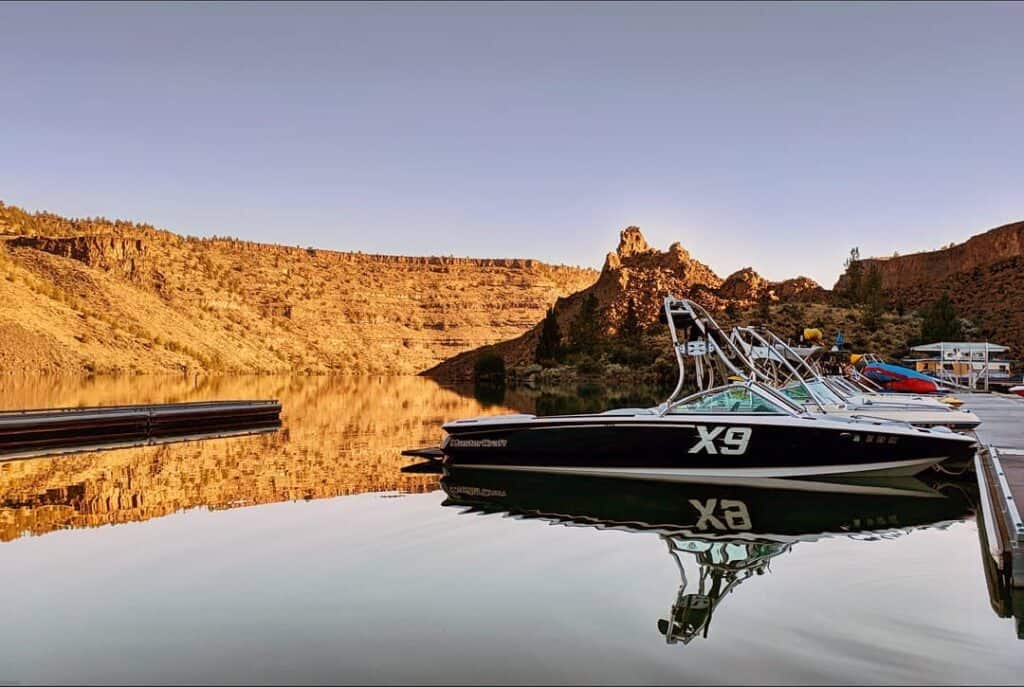 valvecovergasket Instagram 2465-ig-1810353562606141912_2201248025 Boat docked on Lake Billy Chinook near Madras, Oregon