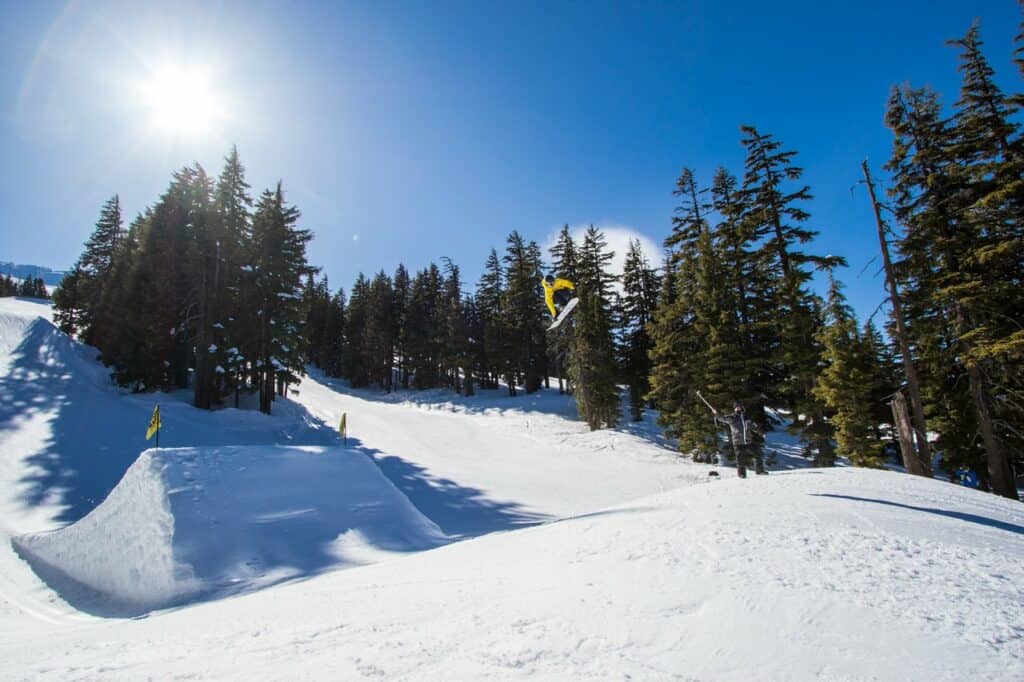 Elijia-Pyle-2-2-medium Skiing down Mt. Bachelor